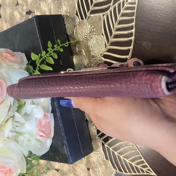 Authentic Gucci horsebit wallet - Picture 6 of 12